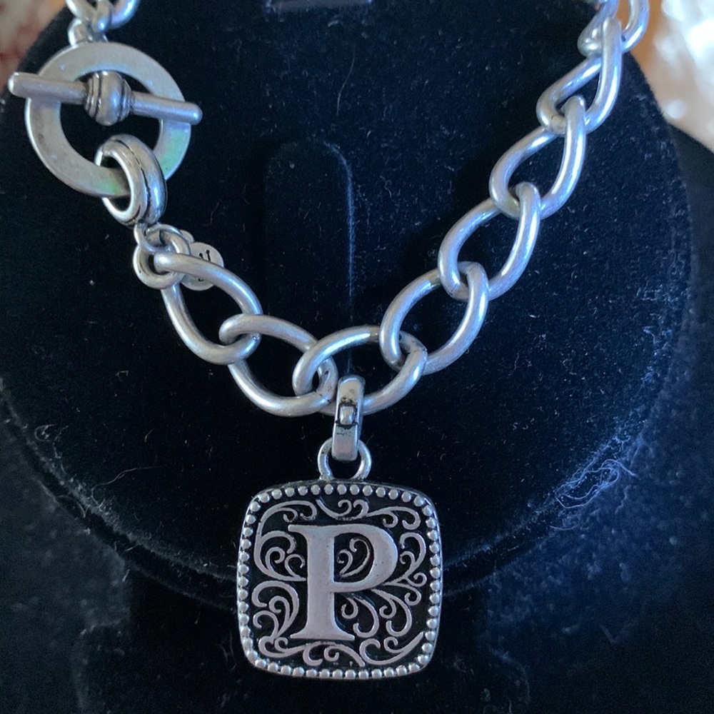 🆕 Toggle Curb-link Monogram ‘P’ Bracelet 🅿️